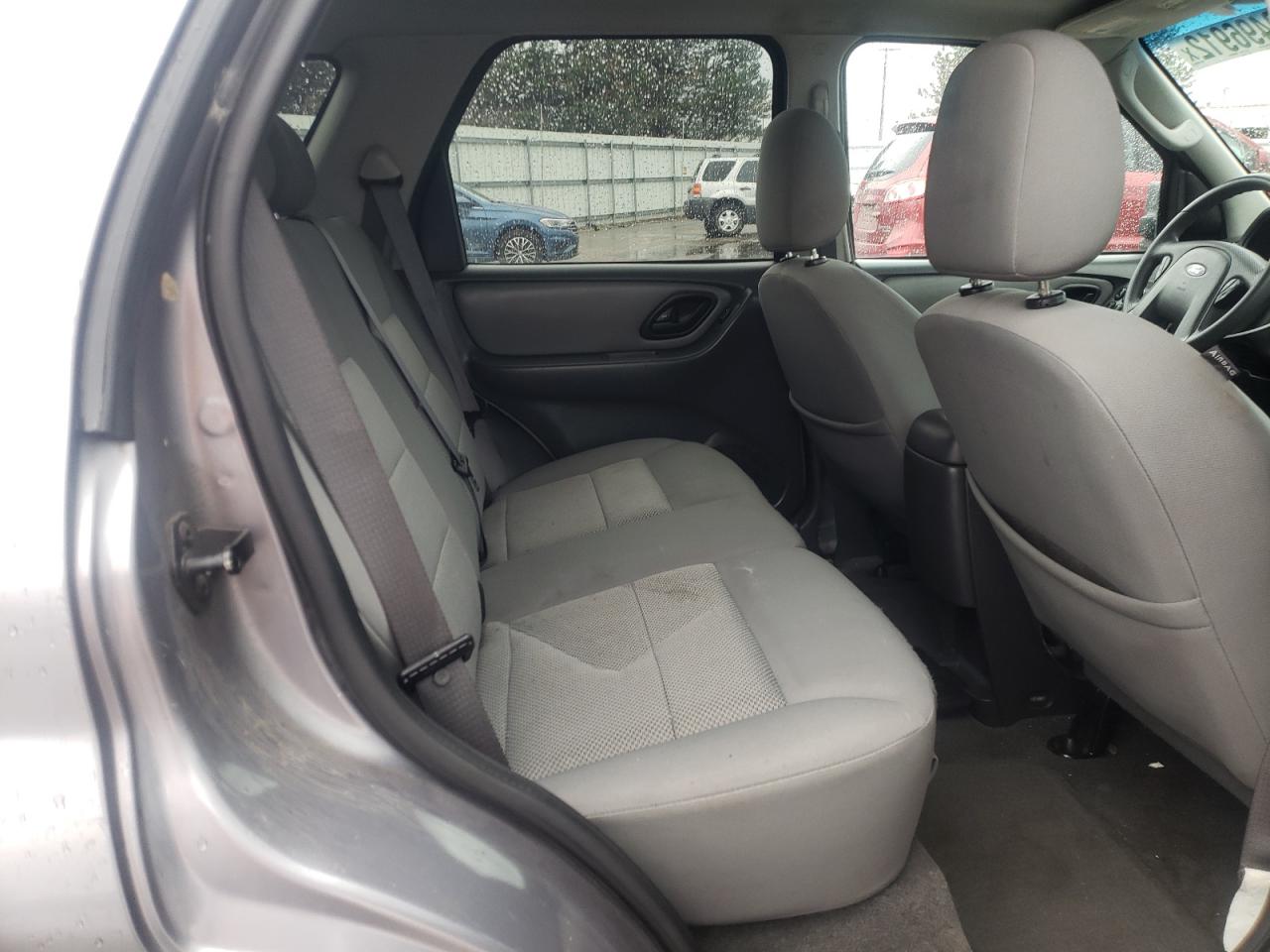 Photo 6 from auction – 2007 FORD ESCAPE XLT with VIN 1FMCU93147KC07821