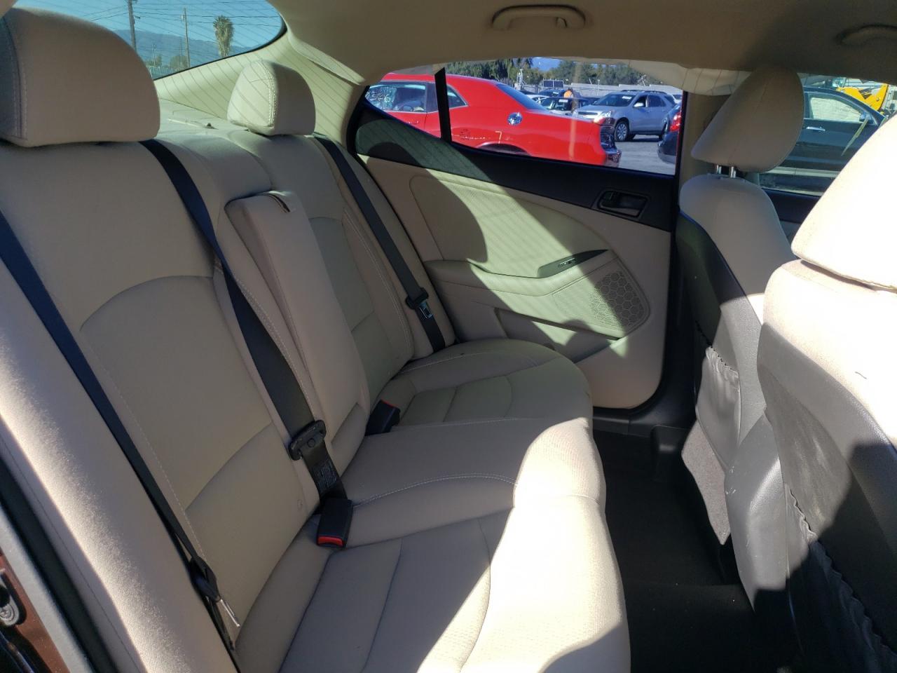 Photo 6 from auction – 2015 KIA OPTIMA LX with VIN 5XXGM4A75FG492747