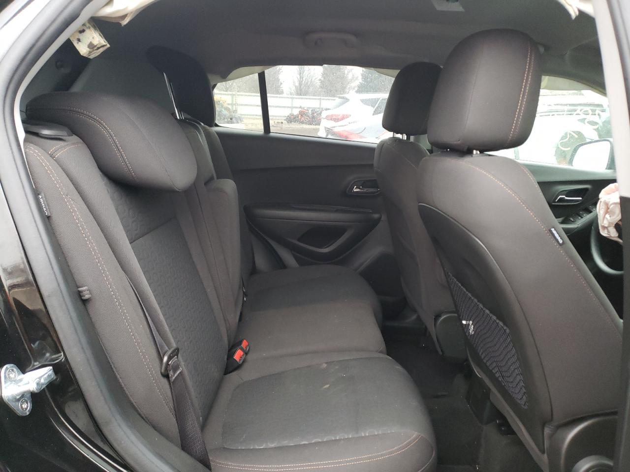 Photo 6 from auction – 2020 CHEVROLET TRAX LS with VIN KL7CJKSB3LB316616