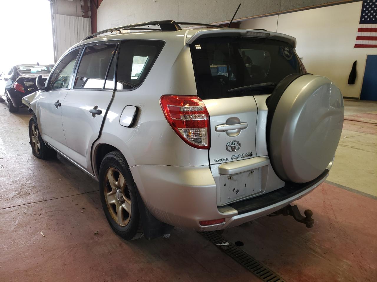 Photo 3 from auction – 2009 TOYOTA RAV4 with VIN JTMBF35VX95008426