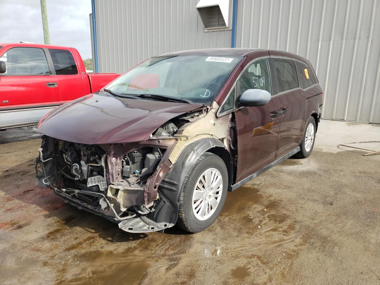 Photo 2 from auction – 2014 HONDA ODYSSEY LX with VIN 5FNRL5H28EB117464