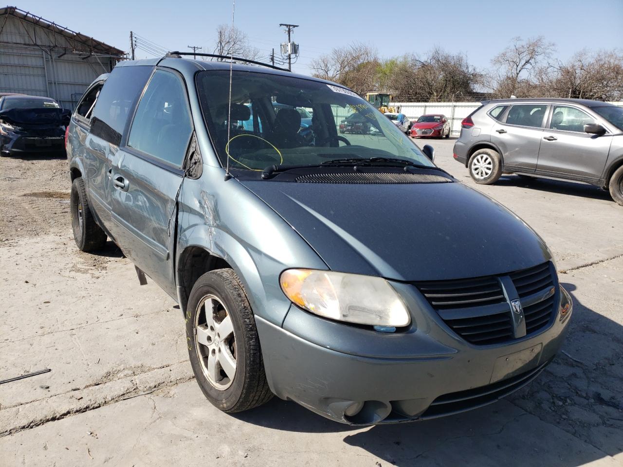 DODGE GRAND CARA 2006 with VIN 2D4GP44L36R884281 - Photo from auction