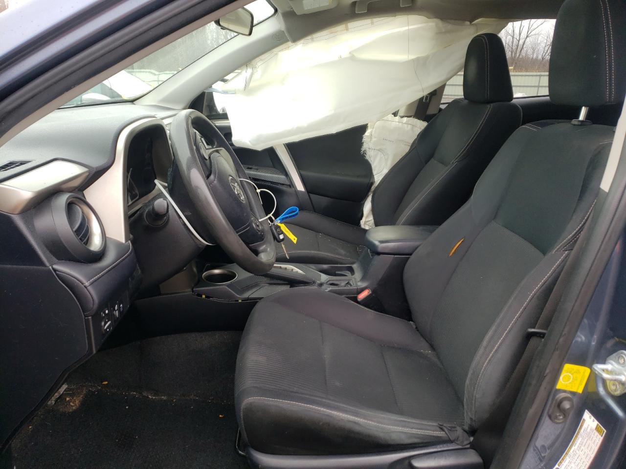 Photo 5 from auction – 2013 TOYOTA RAV4 XLE with VIN JTMRFREVXDD014162