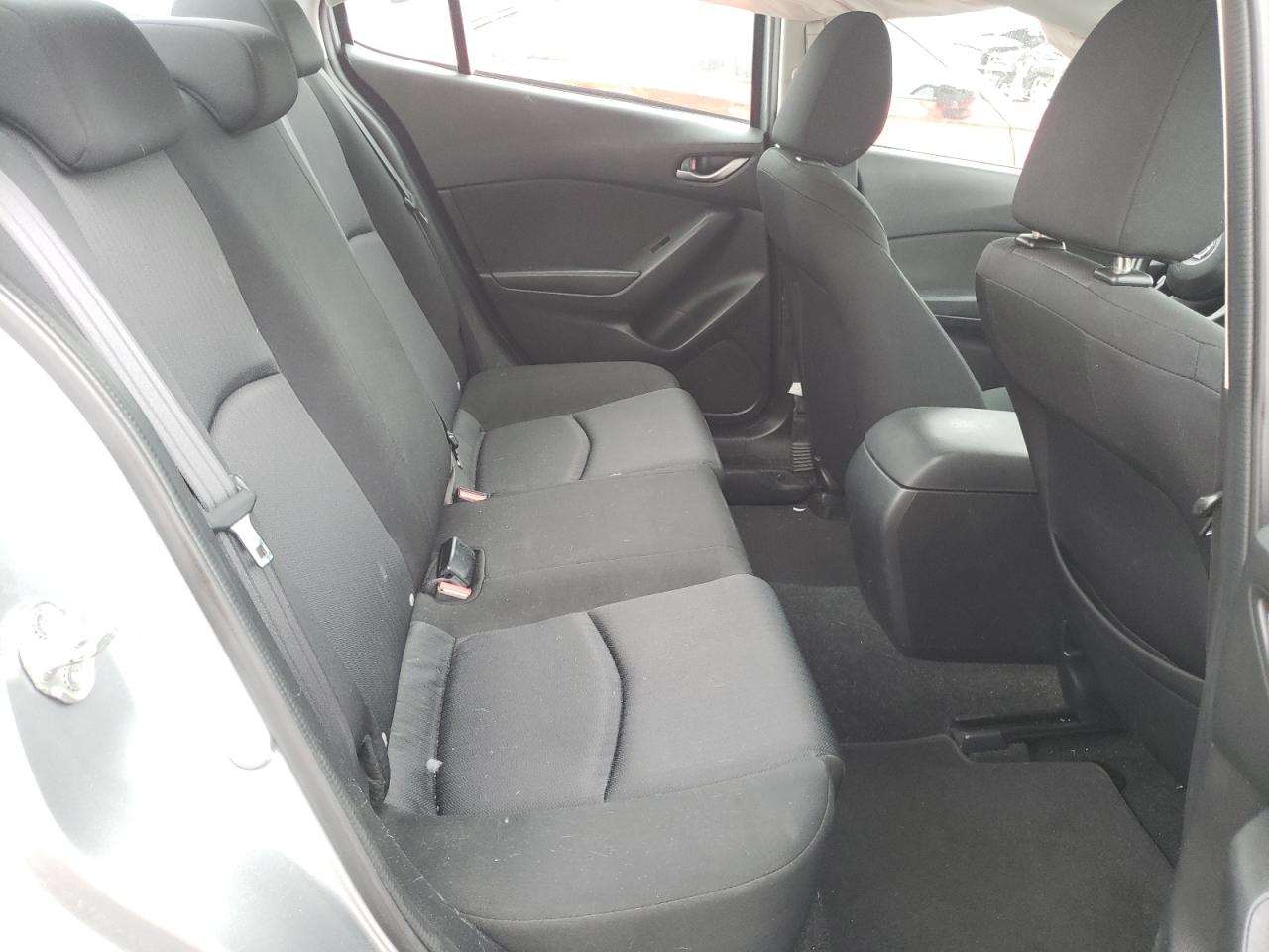 Photo 6 from auction – 2015 MAZDA 3 SV with VIN JM1BM1T77F1274066