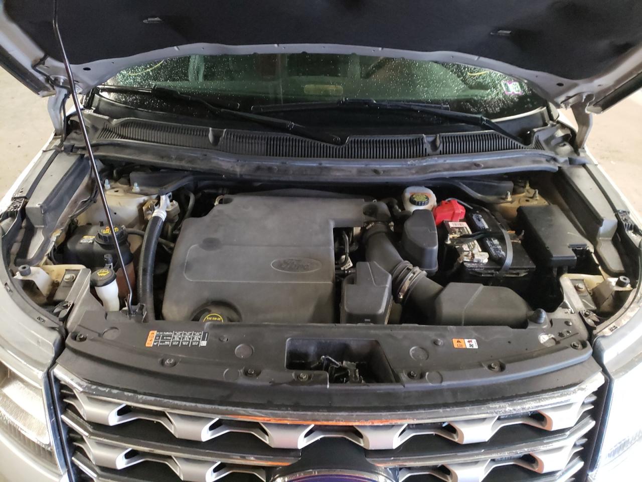 Photo 7 from auction – 2017 FORD EXPLORER L with VIN 1FM5K8F88HGB05072
