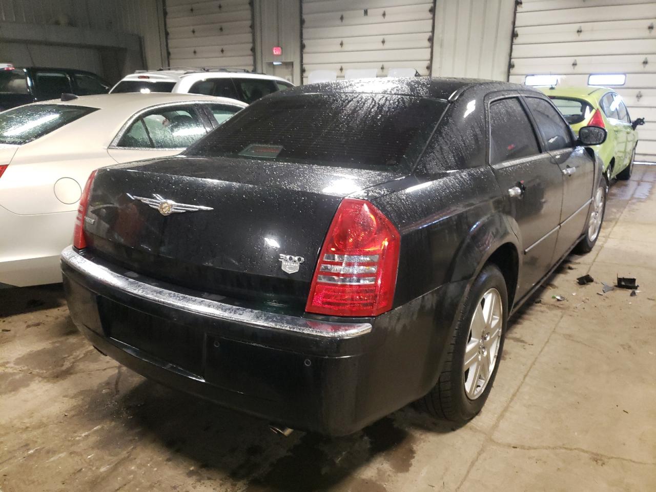 Photo 4 from auction – 2005 CHRYSLER 300C with VIN 2C3AK63H75H622864