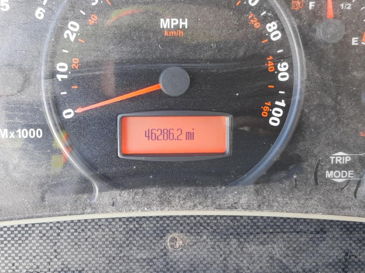 Photo 8 from auction – 2004 OTHR MOTORHOME with VIN 5B4MP67G133373964