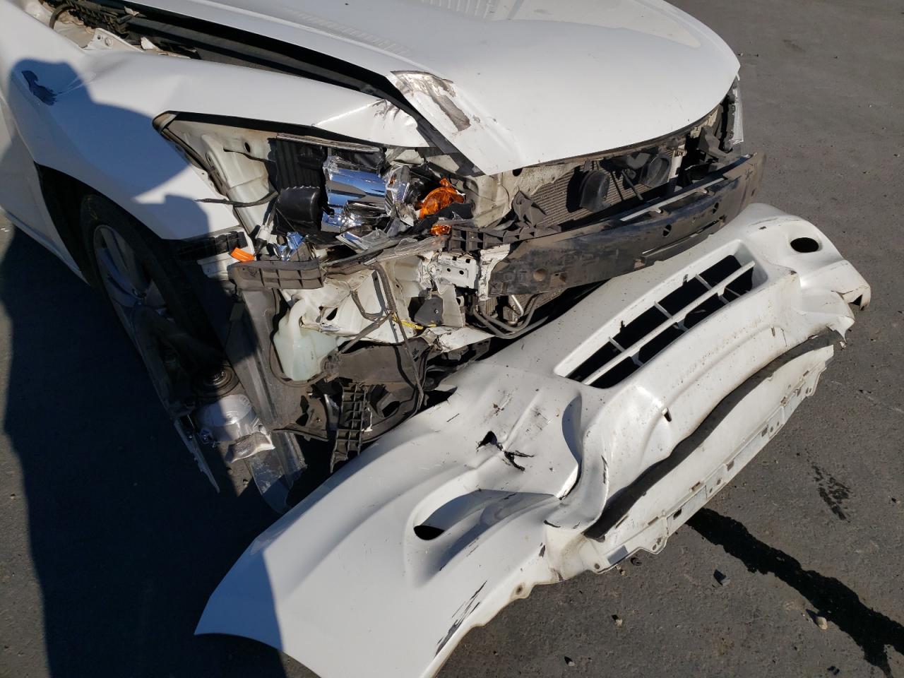 Photo 9 from auction – 2011 HONDA ACCORD EXL with VIN 1HGCP3F85BA025210