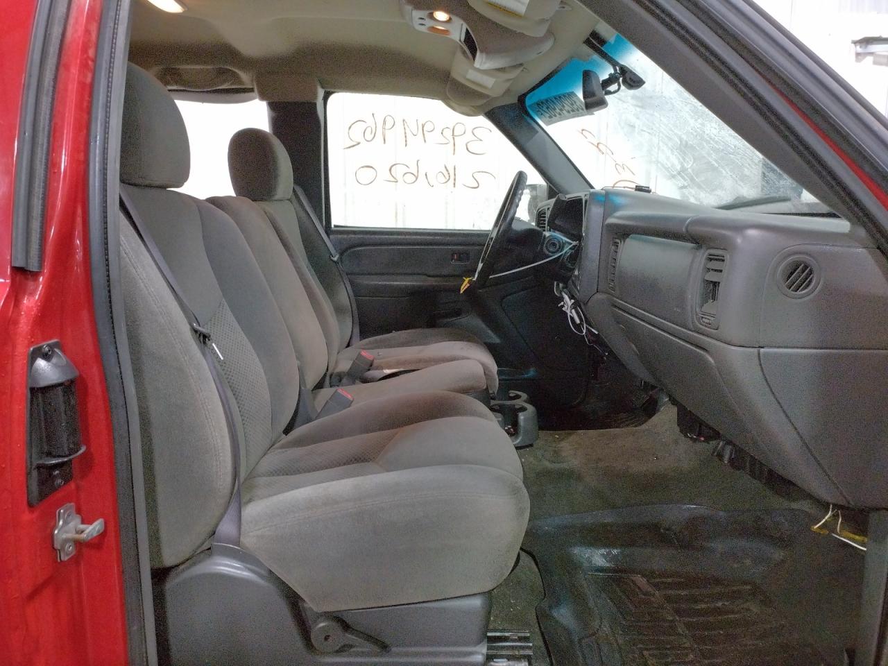 Photo 5 from auction – 2006 CHEVROLET SILVERADO with VIN 1GCEK19B46E100284