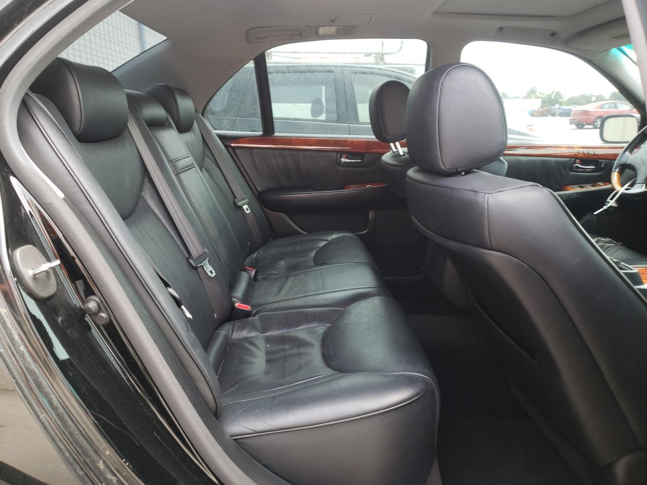 Photo 6 from auction – 2005 LEXUS LS 430 with VIN JTHBN36F355024342