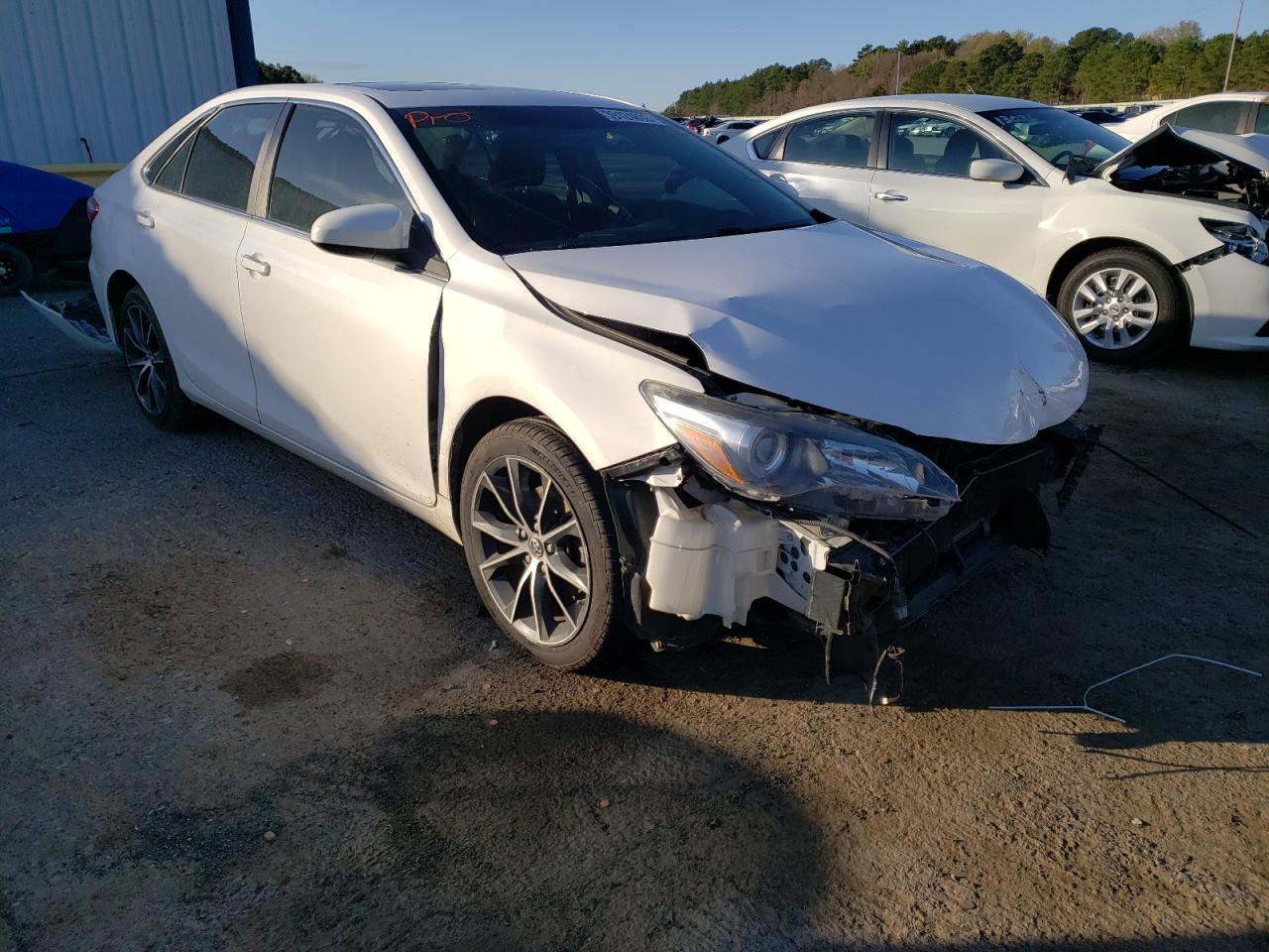 TOYOTA CAMRY LE 2016 with VIN 4T1BF1FKXGU514622 - Photo from auction