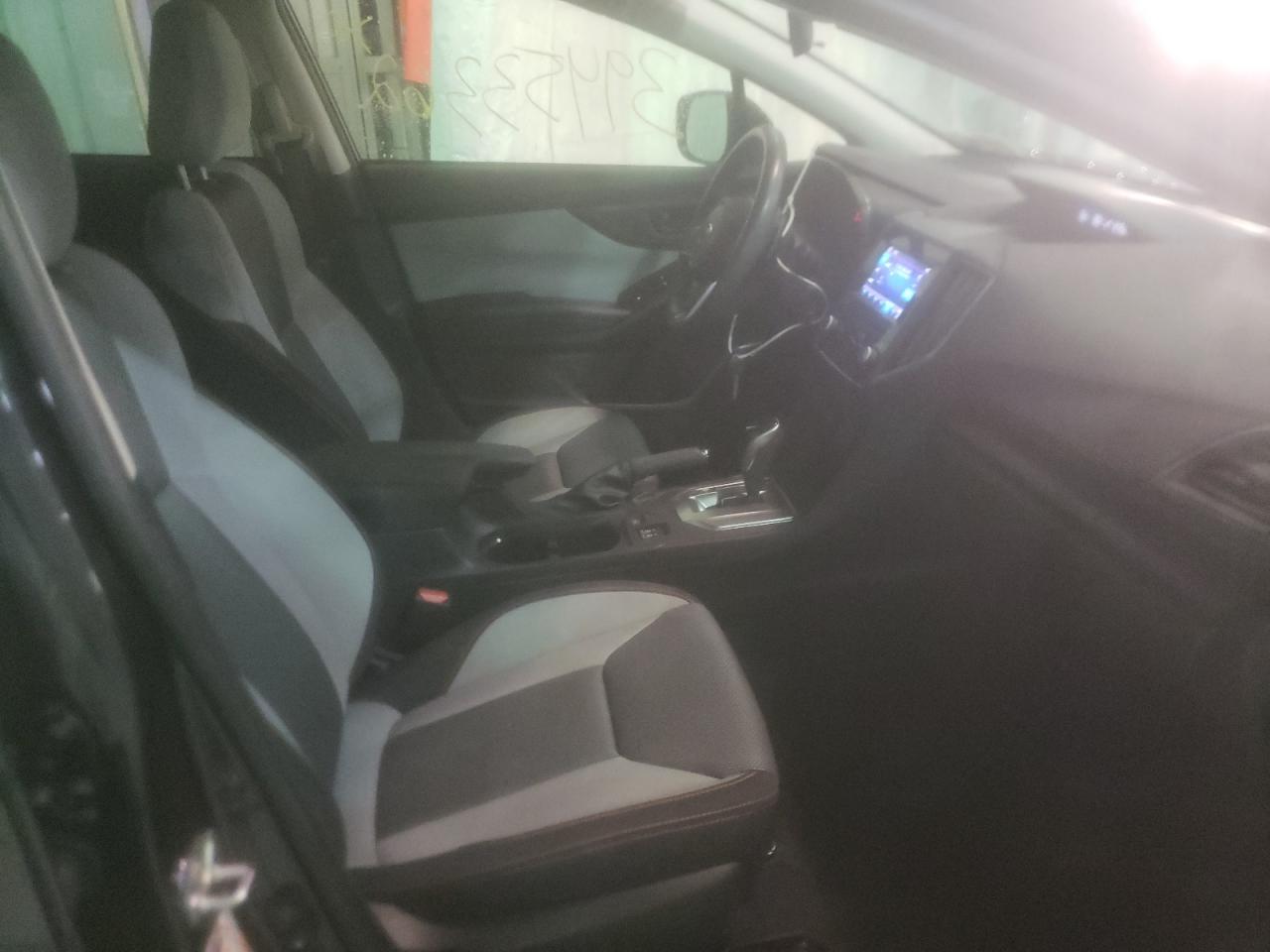 Photo 5 from auction – 2019 SUBARU CROSSTREK with VIN JF2GTADC0K8392080