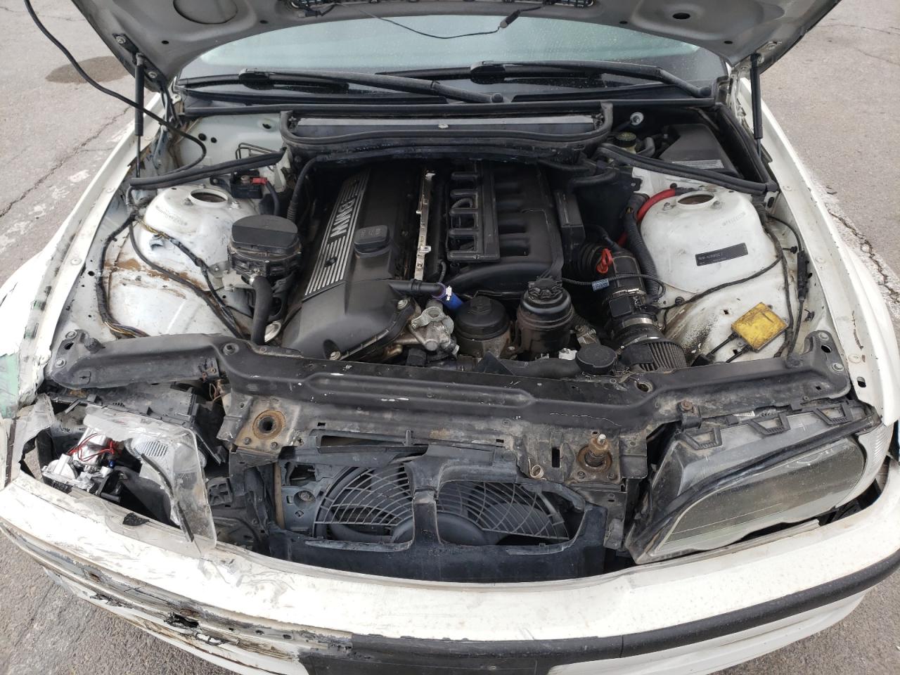 Photo 7 from auction – 2001 BMW 325 I with VIN WBAAV33441EE25828