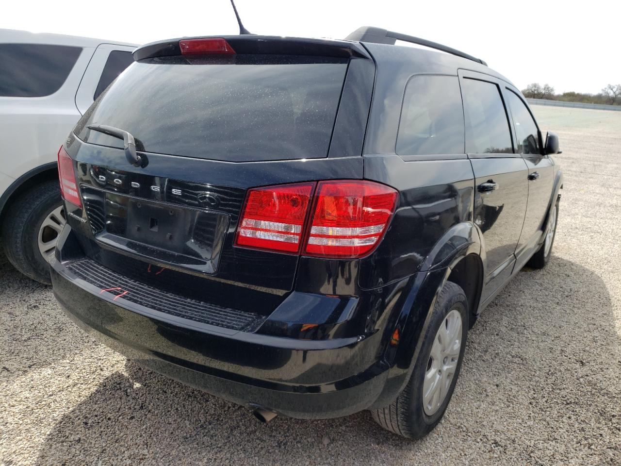 Photo 4 from auction – 2018 DODGE JOURNEY SE with VIN 3C4PDCAB2JT195883