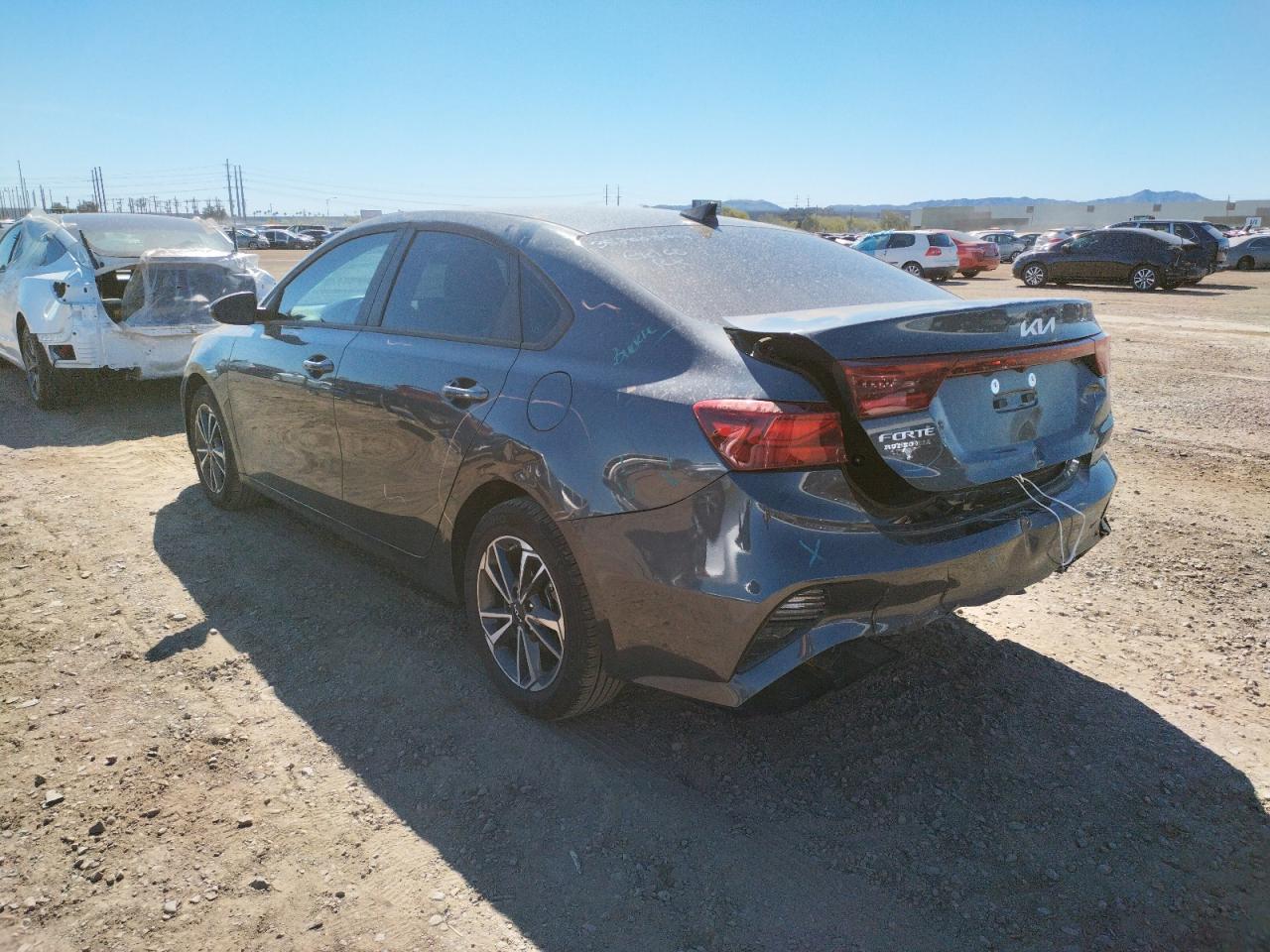Photo 3 from auction – 2022 KIA FORTE FE with VIN 3KPF24AD7NE421287