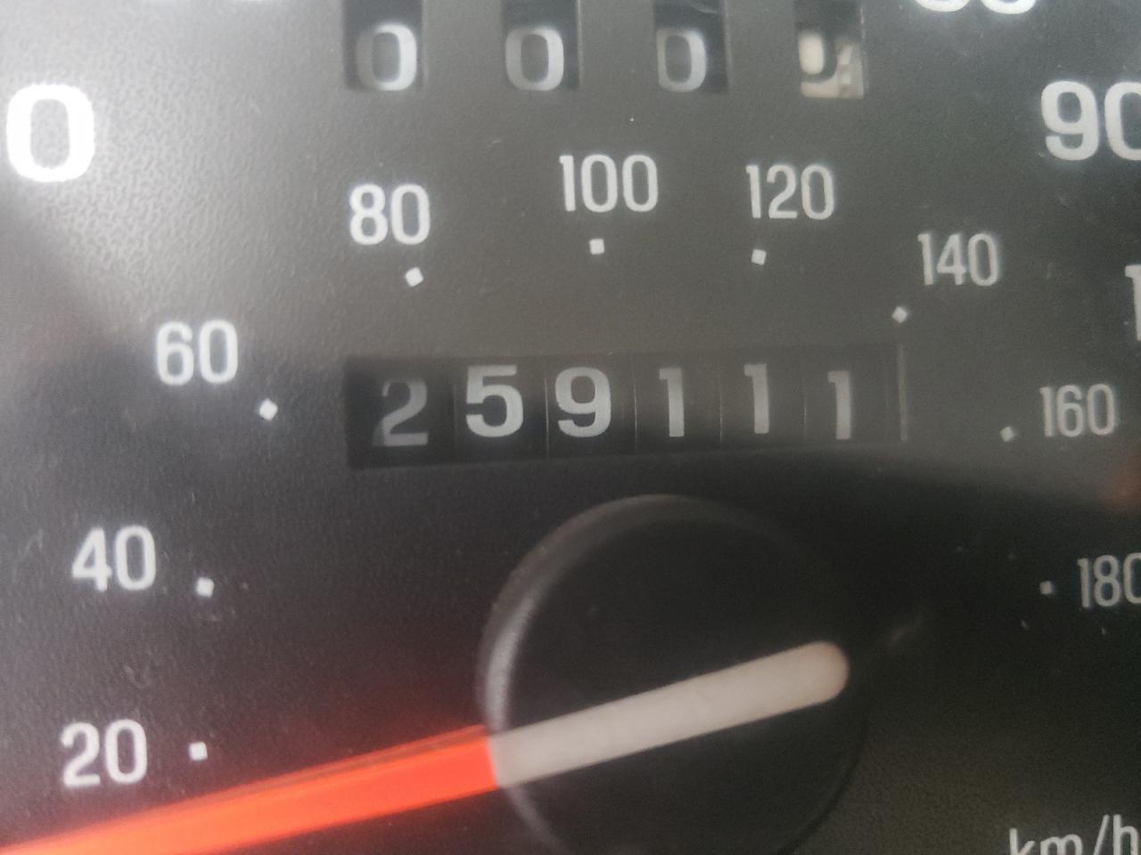 Photo 8 from auction – 2002 MAZDA B3000 with VIN 4F4YR12U92TM15857