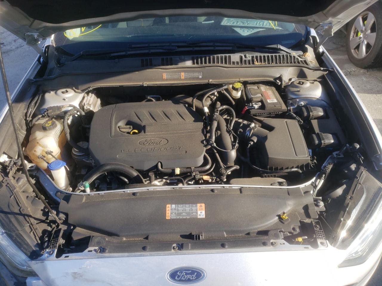Photo 7 from auction – 2017 FORD FUSION SE with VIN 3FA6P0HDXHR375294