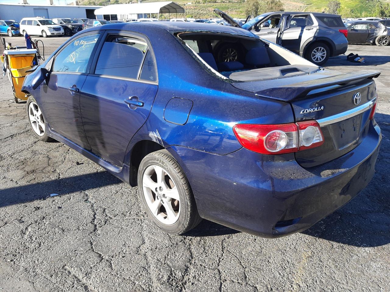 Photo 3 from auction – 2013 TOYOTA COROLLA with VIN 5YFBU4EE6DP089982