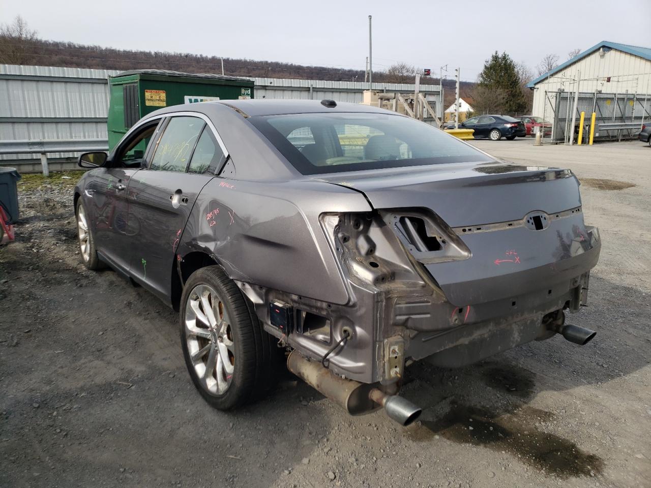 Photo 3 from auction – 2013 FORD TAURUS LIM with VIN 1FAHP2F9XDG184513