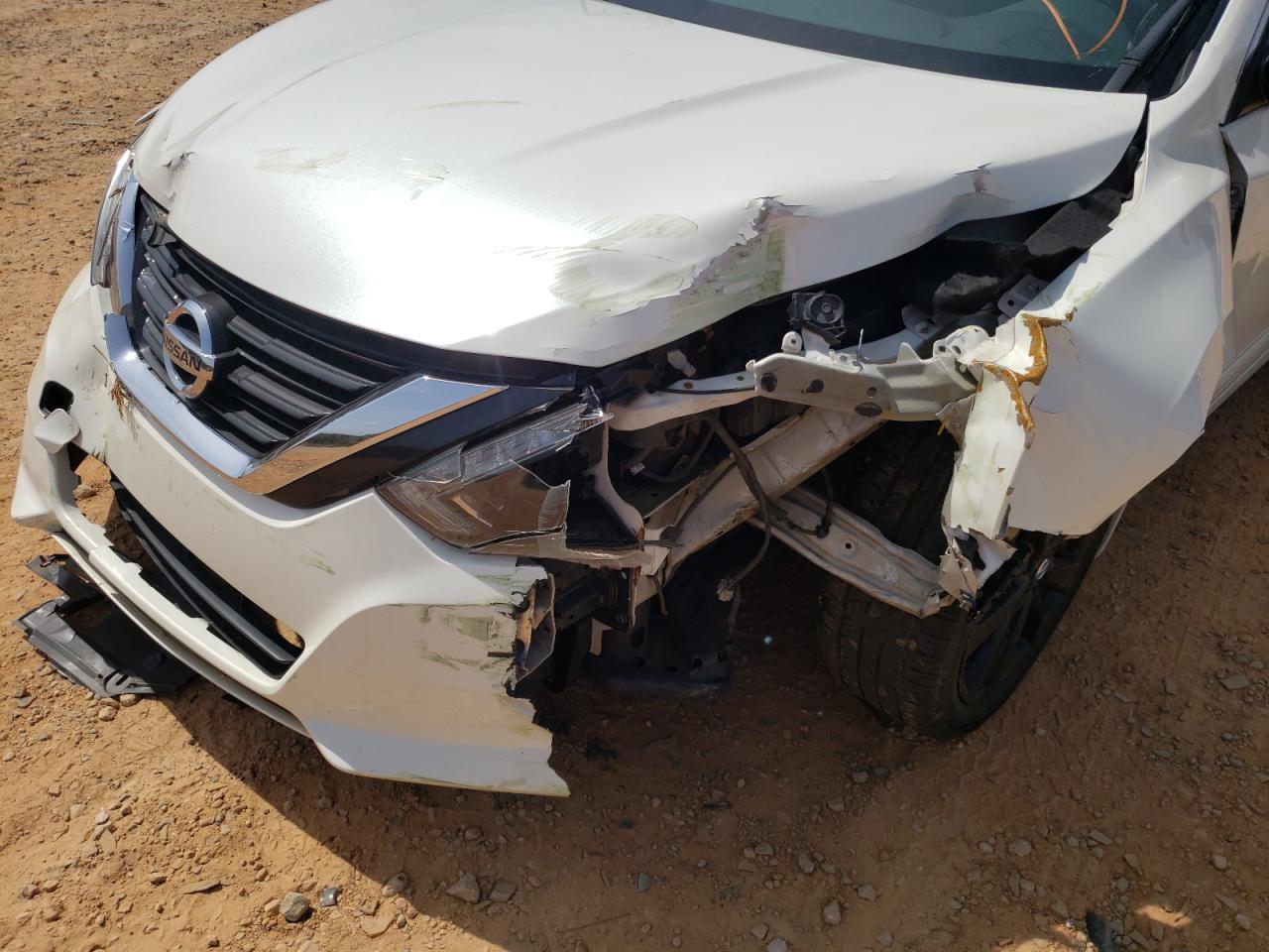 Photo 9 from auction – 2017 NISSAN ALTIMA 2.5 with VIN 1N4AL3AP8HC200066