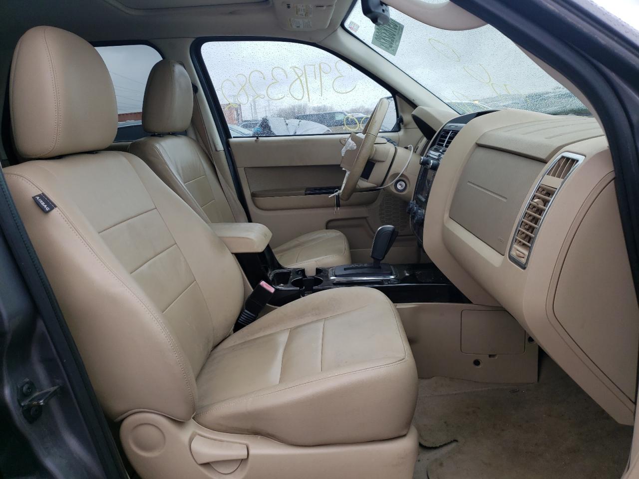 Photo 5 from auction – 2011 FORD ESCAPE LIM with VIN 1FMCU0EG5BKA53626