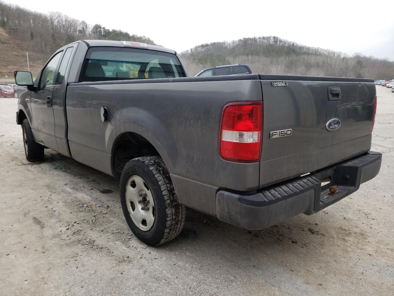 Photo 3 from auction – 2005 FORD F150 with VIN 1FTRF12245NC00884