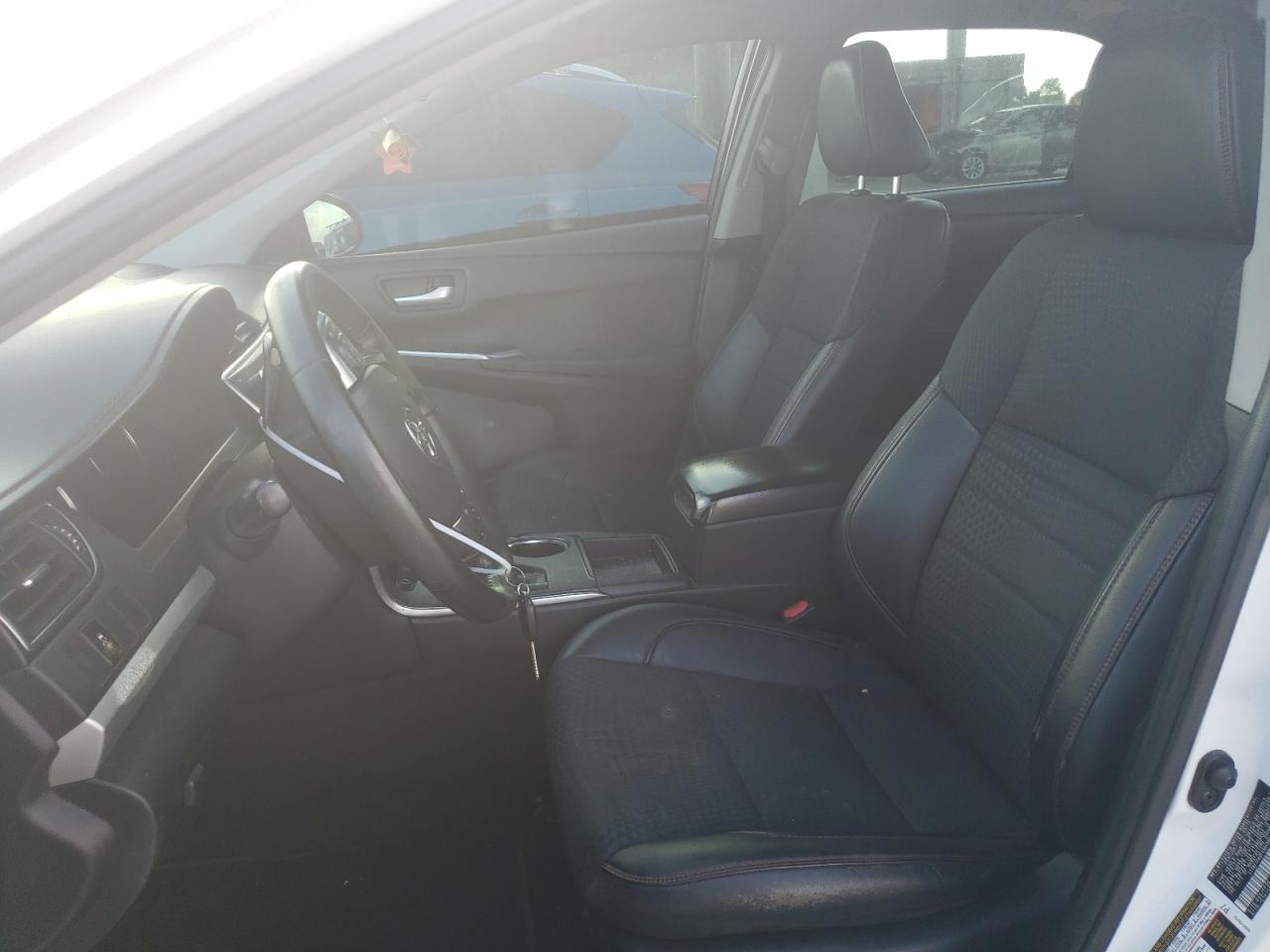 Photo 5 from auction – 2015 TOYOTA CAMRY LE with VIN 4T1BF1FK0FU964889