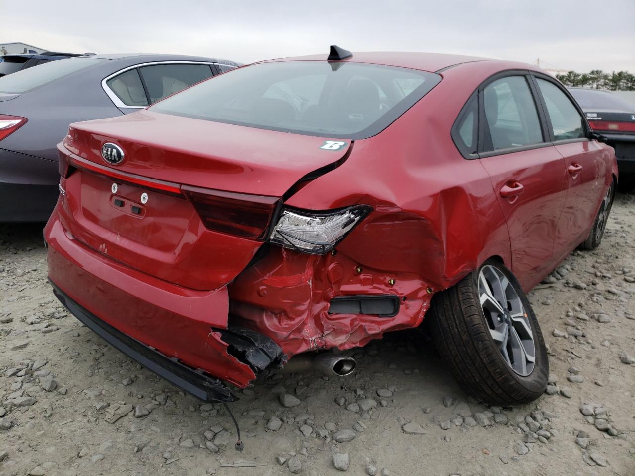 Photo 4 from auction – 2021 KIA FORTE FE with VIN 3KPF24AD4ME405255
