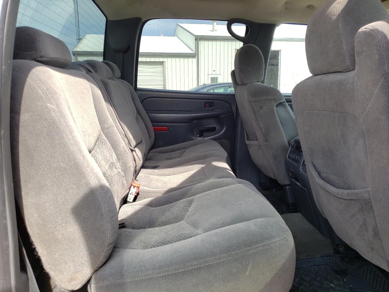 Photo 6 from auction – 2005 CHEVROLET SILVERADO with VIN 2GCEK13T951168582