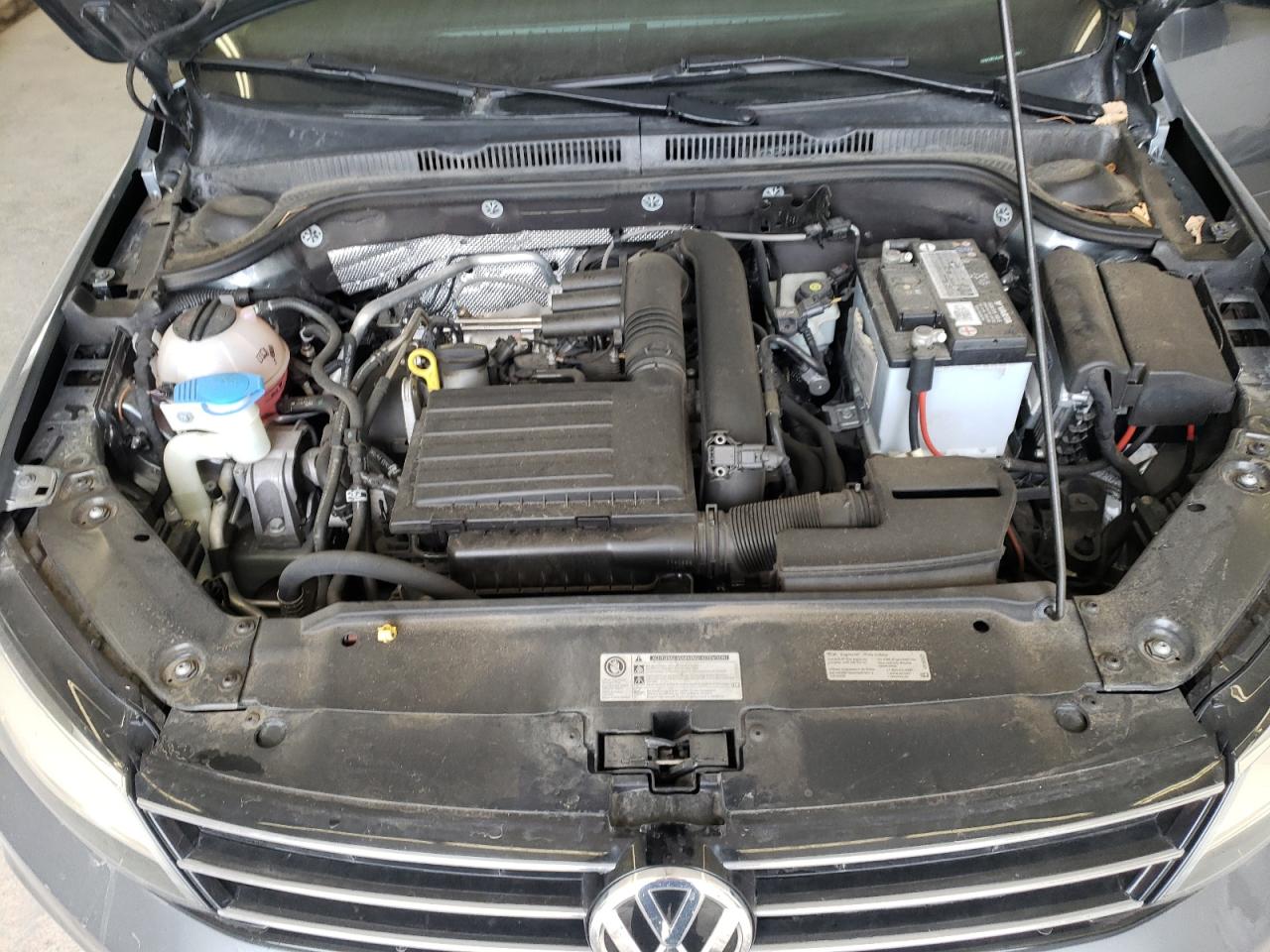 Photo 7 from auction – 2017 VOLKSWAGEN JETTA S with VIN 3VW2B7AJ4HM238331