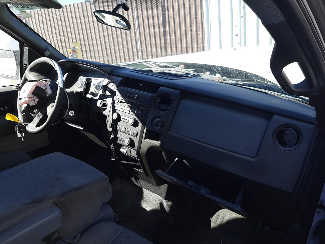 Photo 9 from auction – 2014 FORD F150 with VIN 1FTMF1CM7EKE01366