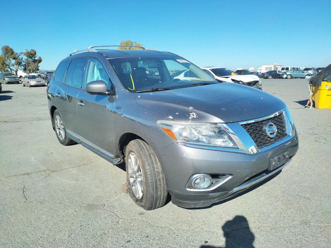 Photo 1 from auction – 2015 NISSAN PATHFINDER with VIN 5N1AR2MM7FC601721