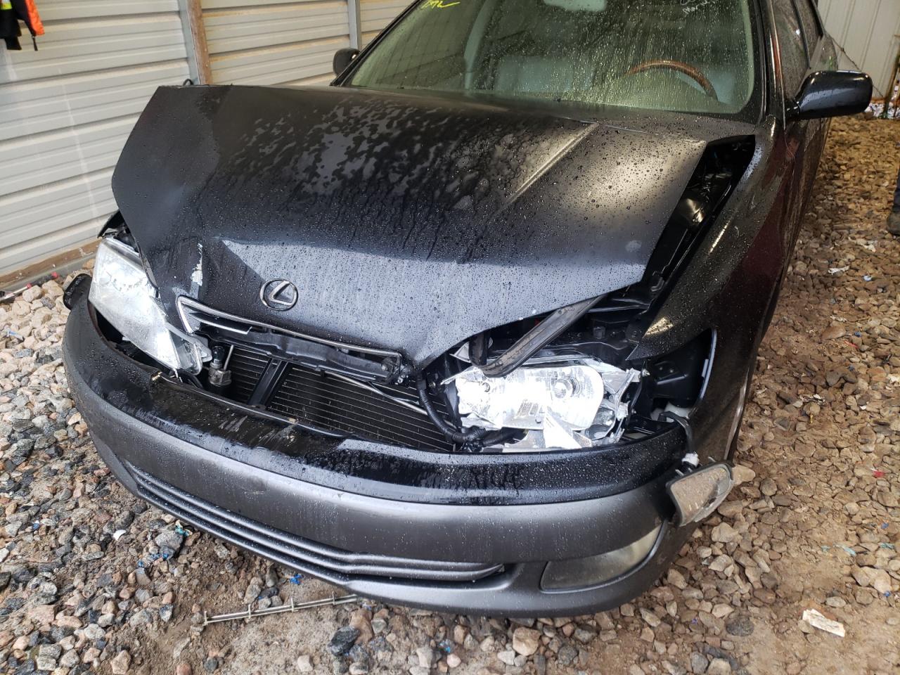 Photo 9 from auction – 2000 LEXUS ES 300 with VIN JT8BF28G1Y5101422