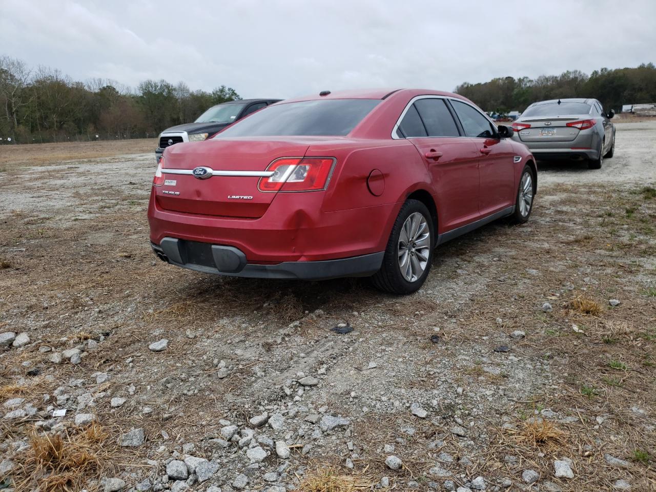 Photo 4 from auction – 2010 FORD TAURUS LIM with VIN 1FAHP2FW9AG136938