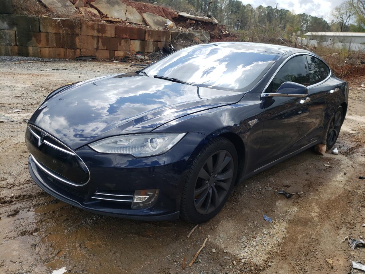 Photo 2 from auction – 2014 TESLA MODEL S with VIN 5YJSA1H19EFP64589