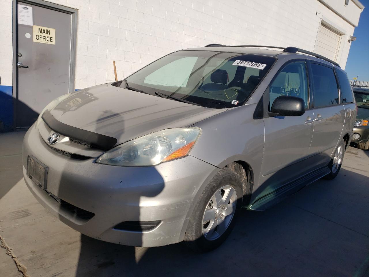 Photo 2 from auction – 2006 TOYOTA SIENNA CE with VIN 5TDZA23C86S520751