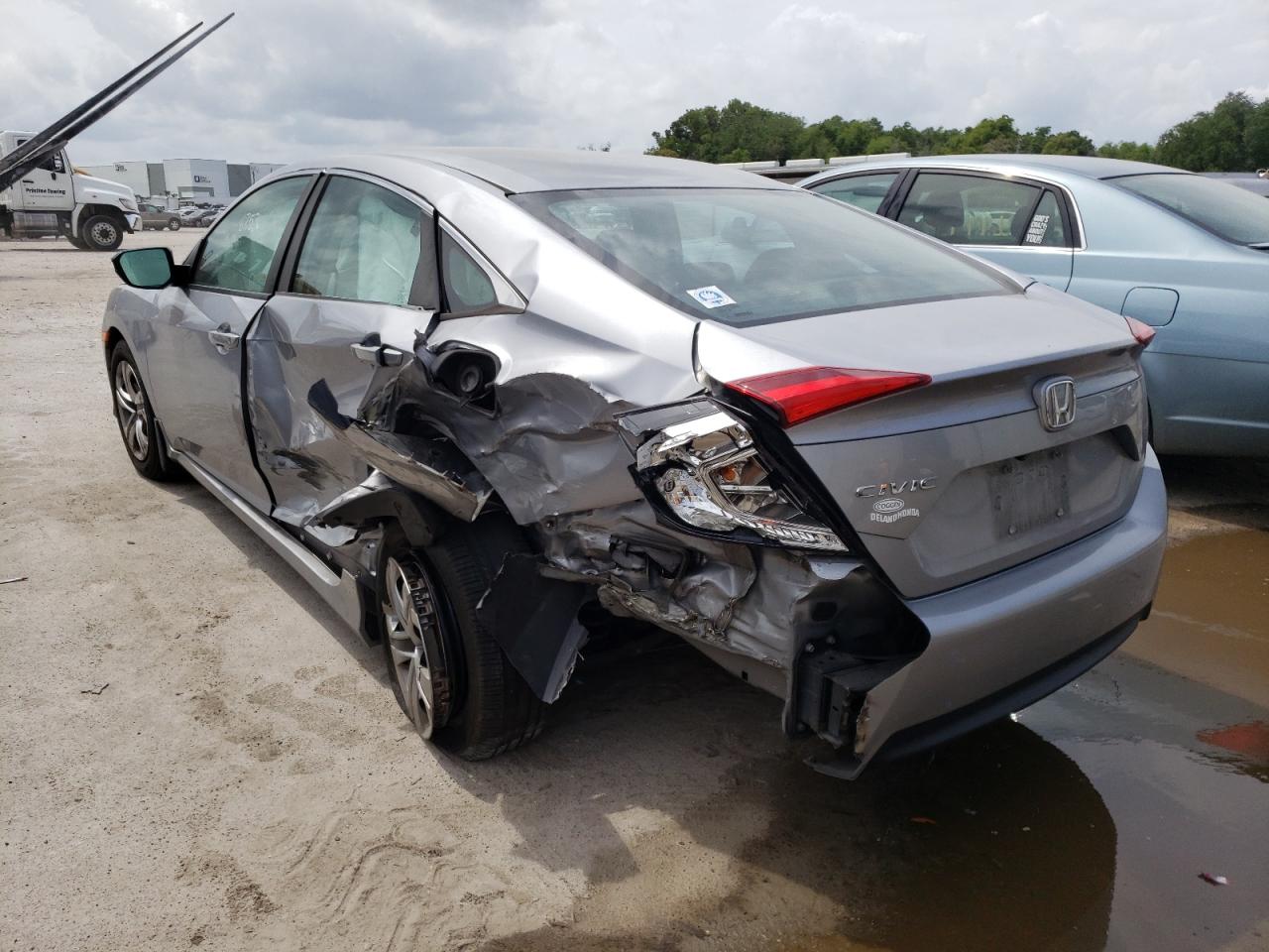 Photo 3 from auction – 2016 HONDA CIVIC with VIN 2HGFC2F53GH556407