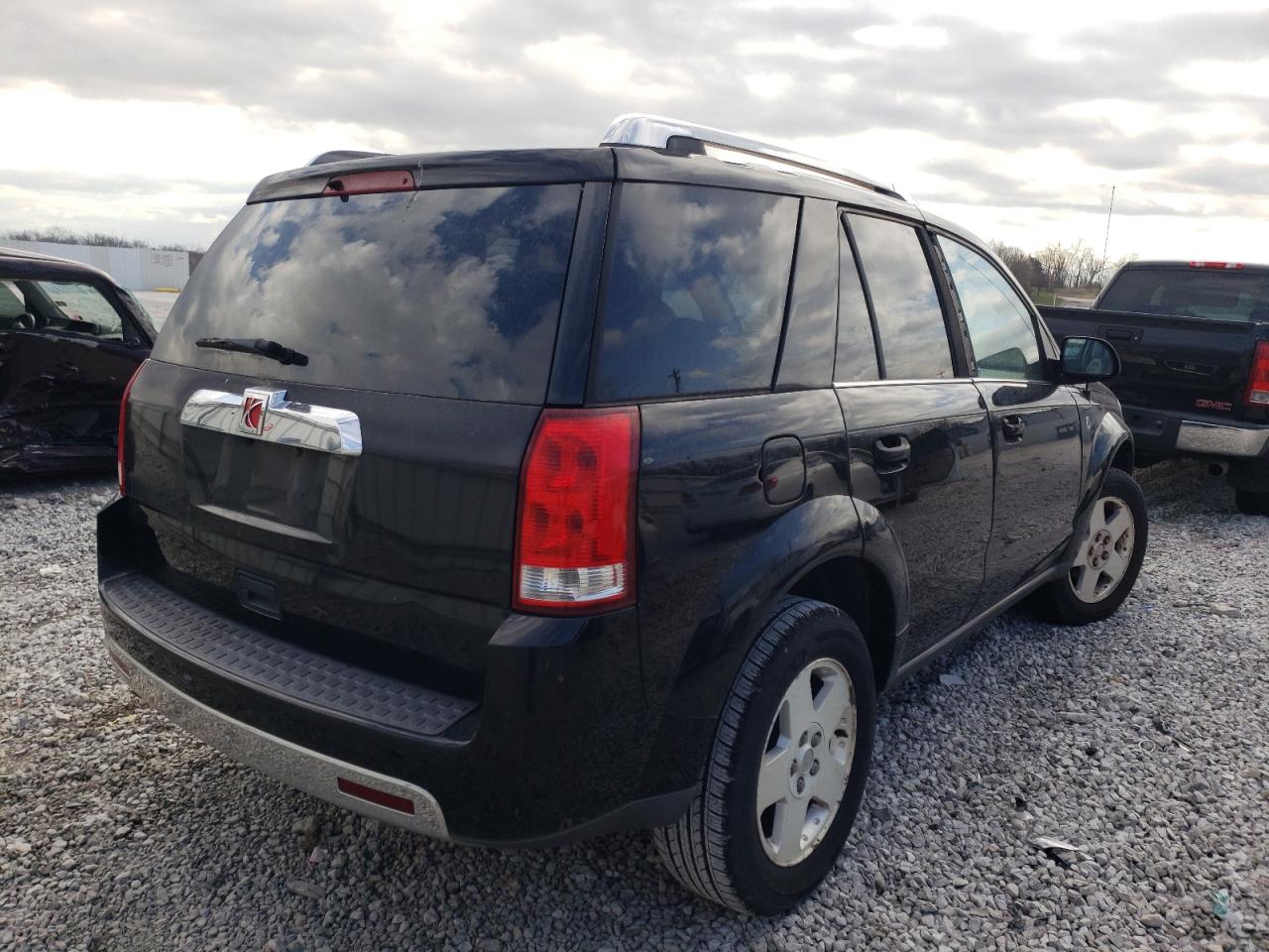 Photo 4 from auction – 2006 SATURN VUE with VIN 5GZCZ53486S853188