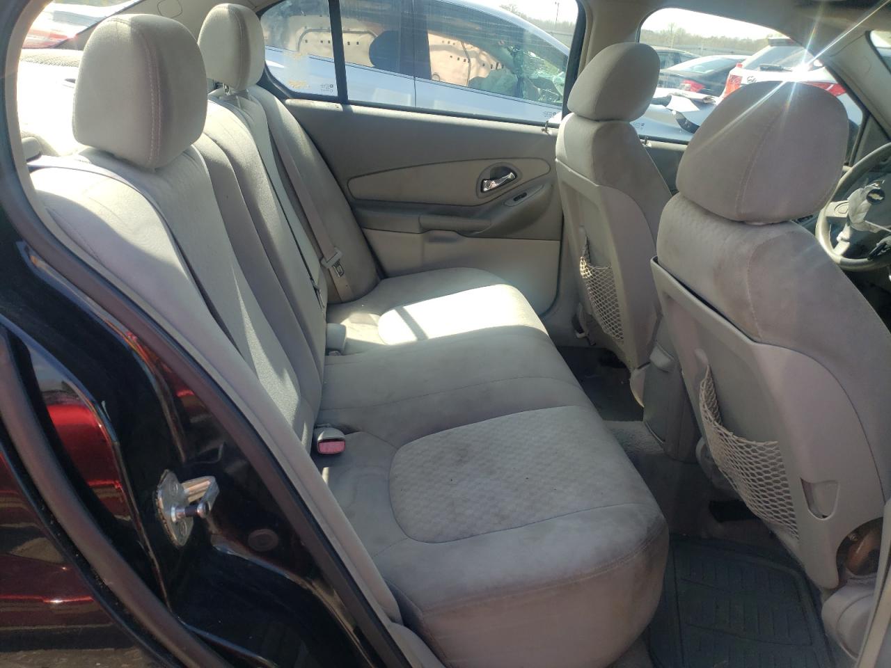 Photo 6 from auction – 2004 CHEVROLET MALIBU with VIN 1G1ZS52F84F185507