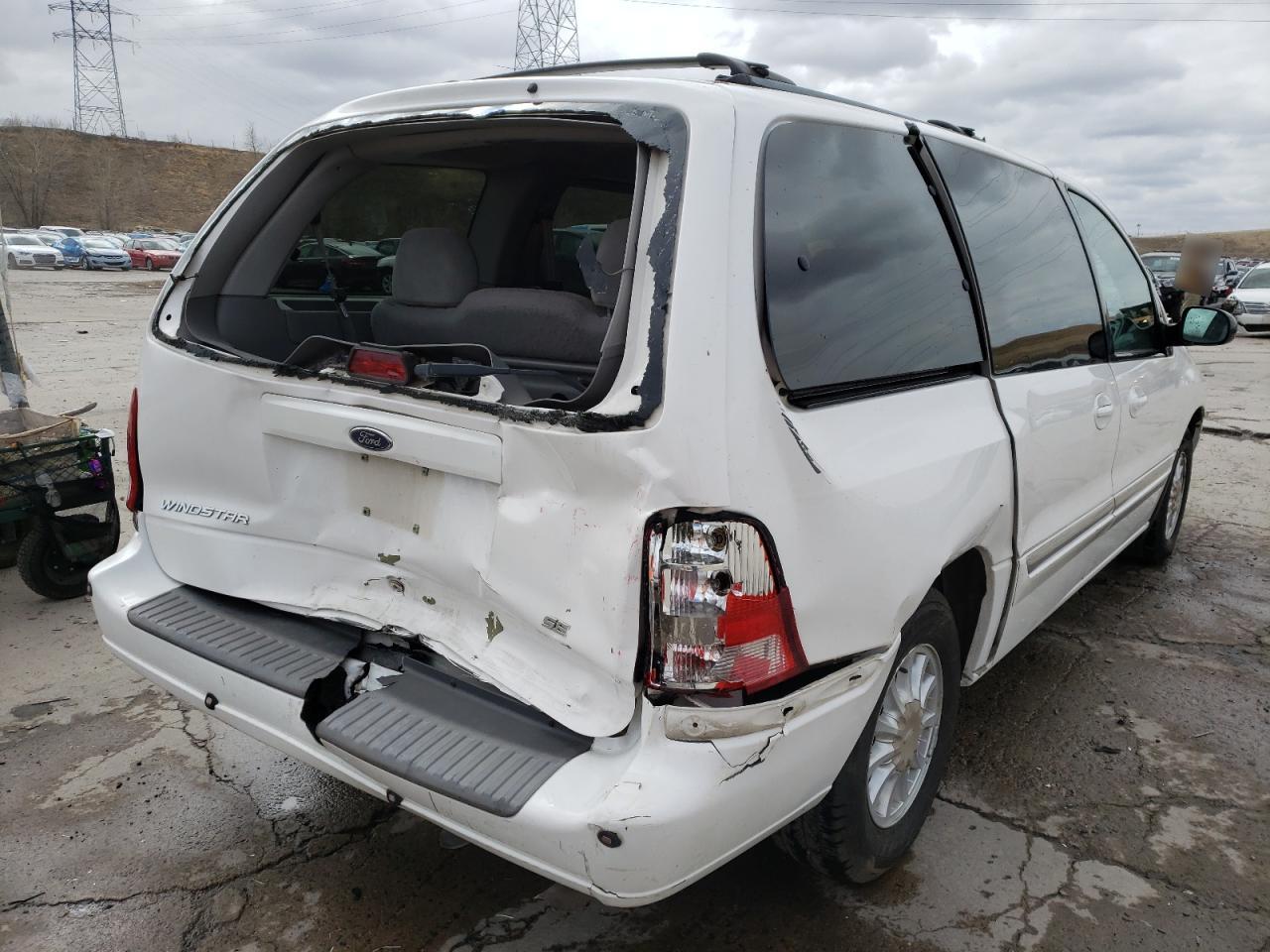 Photo 4 from auction – 2000 FORD WINDSTAR with VIN 2FMZA5247YBB34902