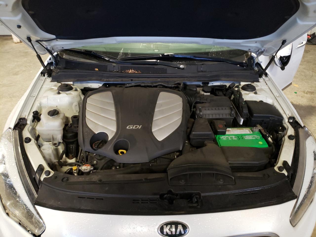 Photo 7 from auction – 2014 KIA CADENZA PR with VIN KNALN4D70E5133913