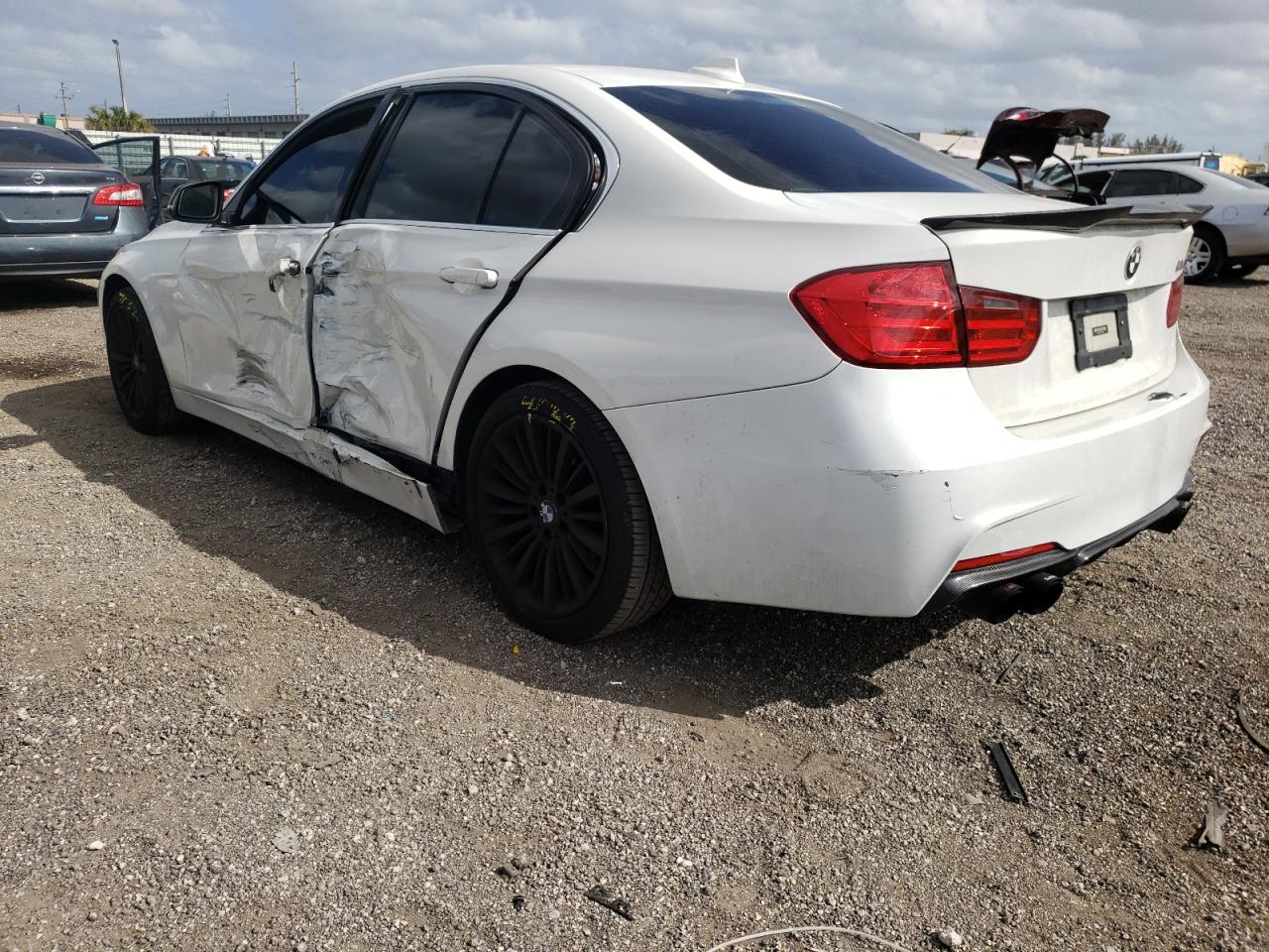 Photo 3 from auction – 2012 BMW 328 I with VIN WBA3A5C53CF346041