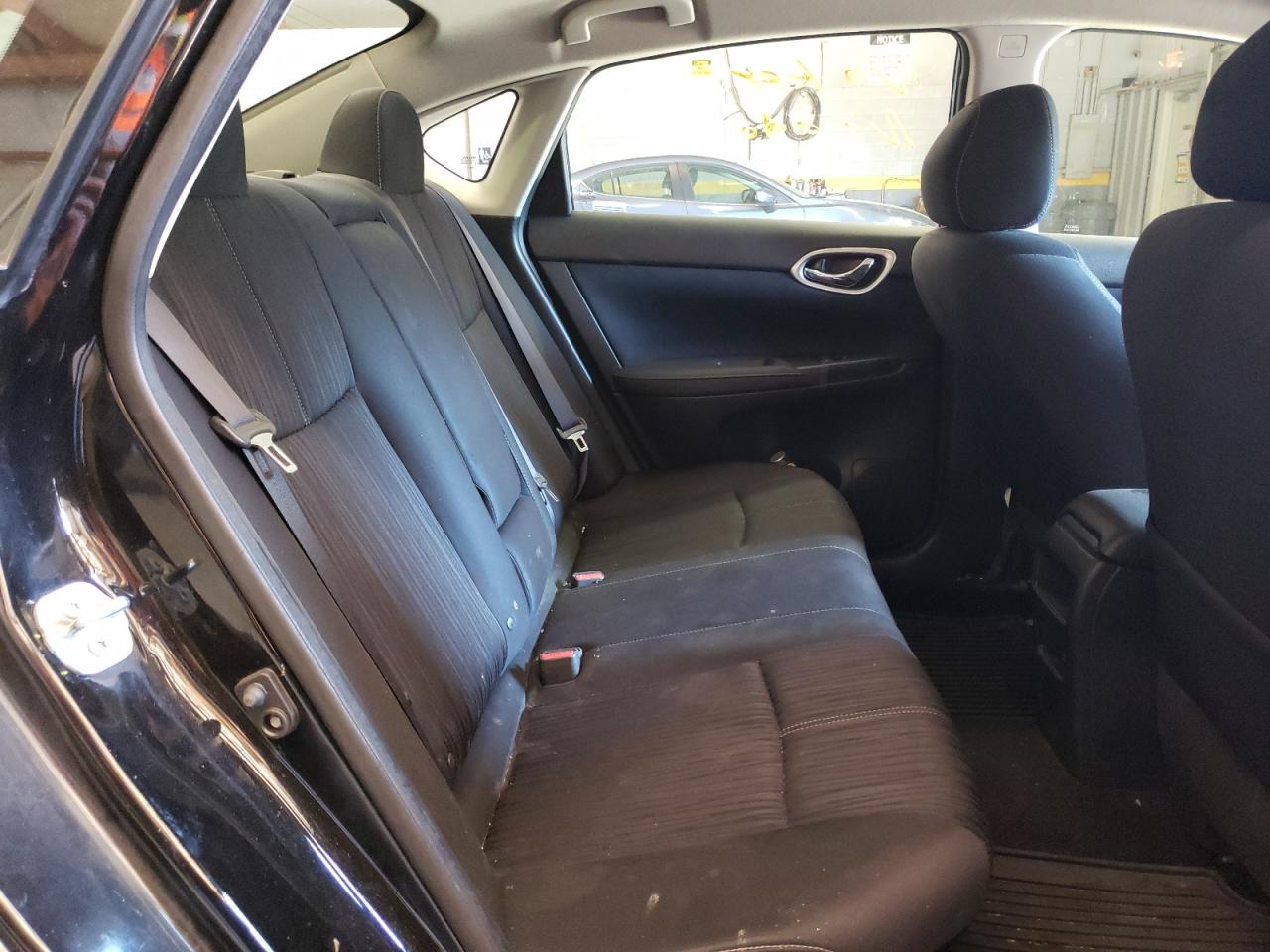Photo 6 from auction – 2017 NISSAN SENTRA S with VIN 3N1AB7AP0HY342202