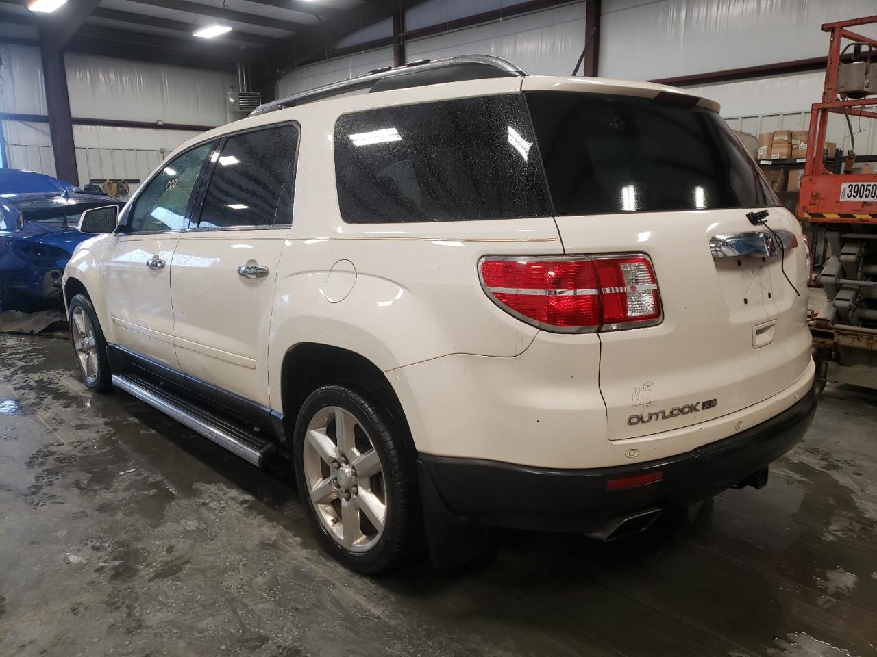Photo 3 from auction – 2007 SATURN OUTLOOK SP with VIN 5GZER337X7J121997
