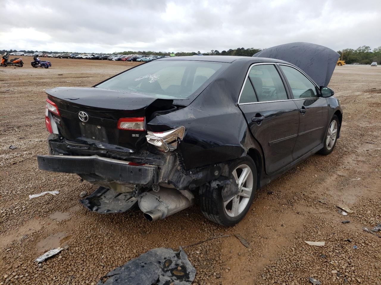 Photo 4 from auction – 2014 TOYOTA CAMRY L with VIN 4T1BF1FK0EU301904