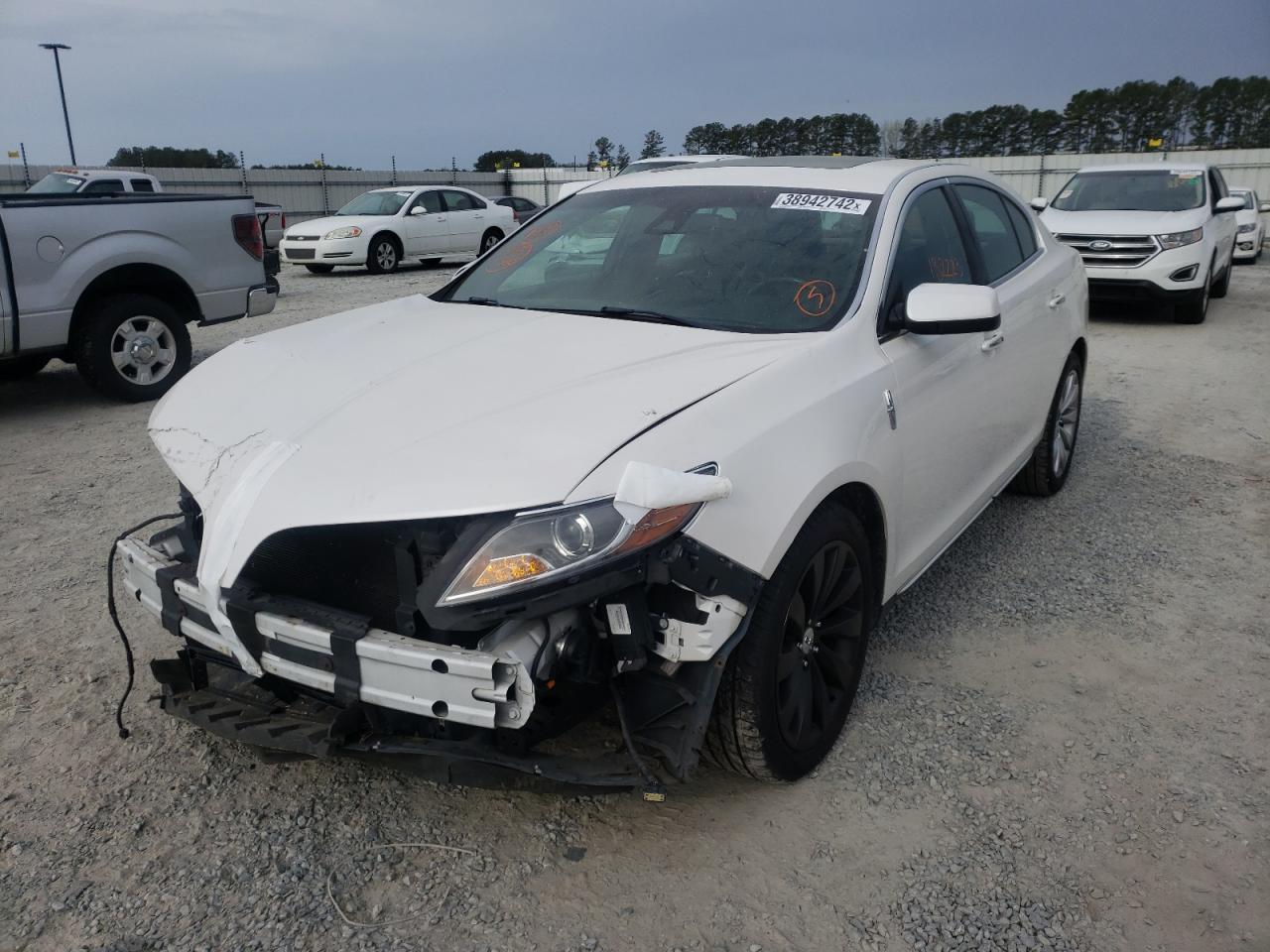 Photo 2 from auction – 2015 LINCOLN MKS with VIN 1LNHL9EK4FG604316
