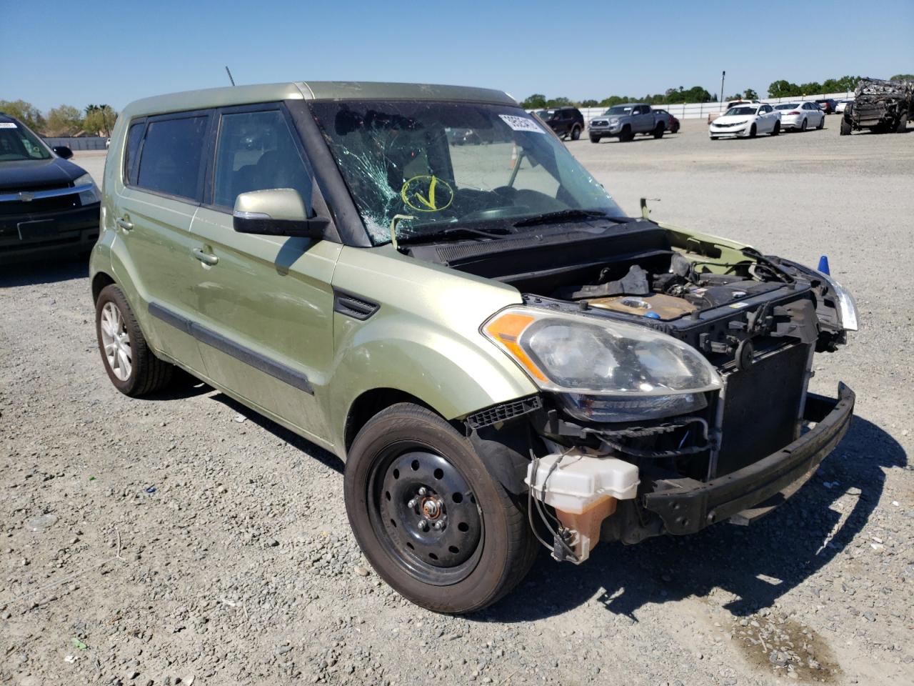 KIA SOUL + 2012 с VIN KNDJT2A66C7447308 - Снимка от търг