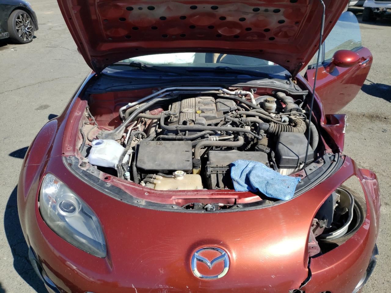 Photo 7 from auction – 2011 MAZDA MX-5 MIATA with VIN JM1NC2PF6B0218241