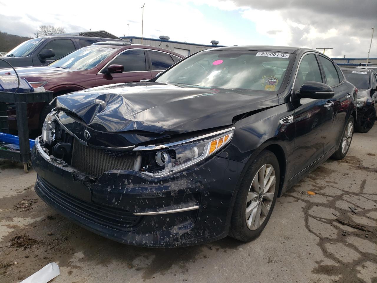Photo 2 from auction – 2016 KIA OPTIMA EX with VIN 5XXGU4L30GG048834