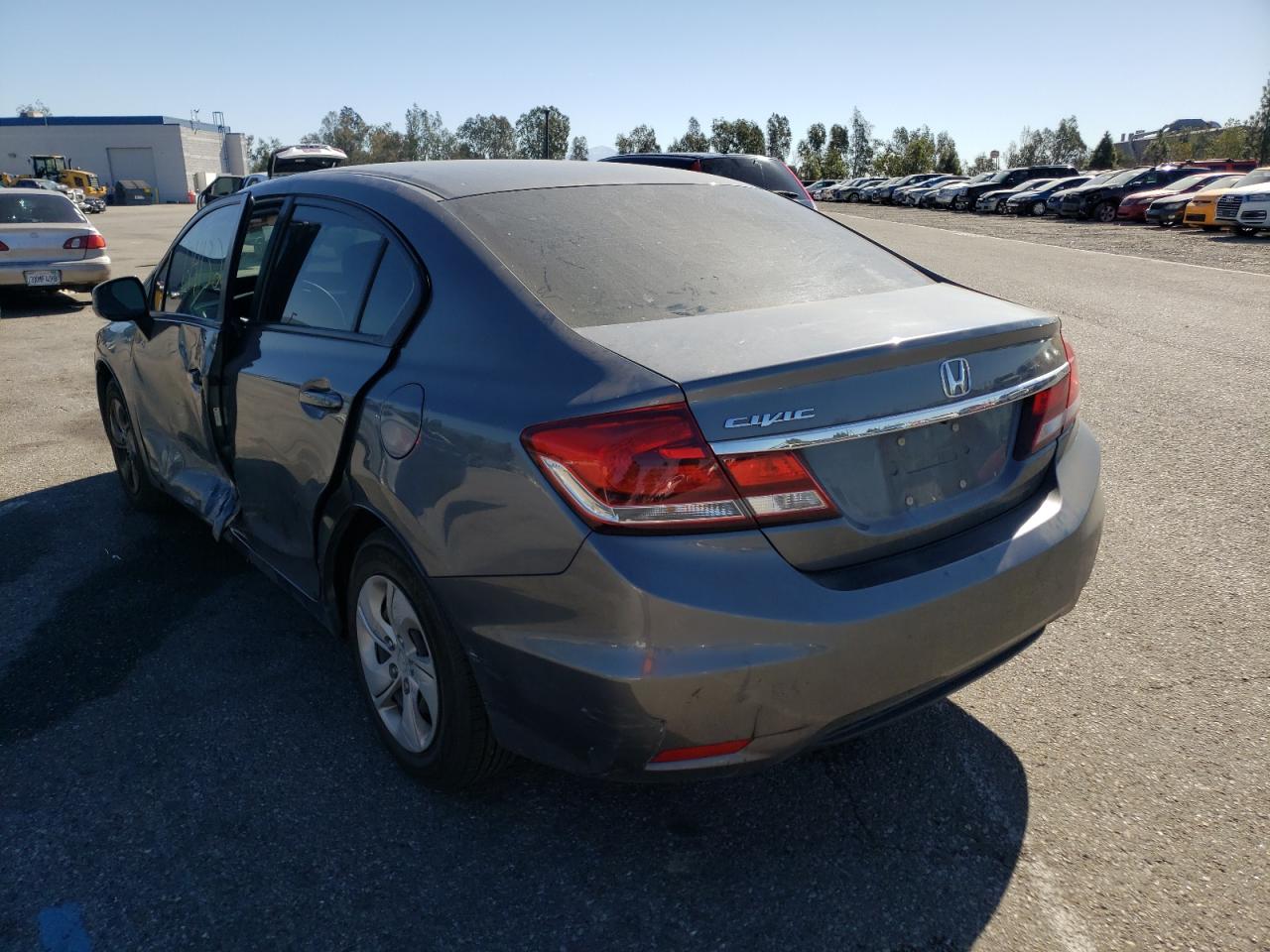 Photo 3 from auction – 2013 HONDA CIVIC LX with VIN 19XFB2F56DE262251